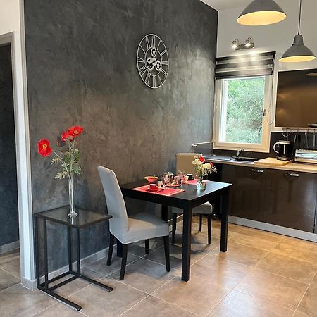 L'Amanderaie Piscine Privee A Cote De Lourmarin Luberon Apartment Cadenet Ngoại thất bức ảnh