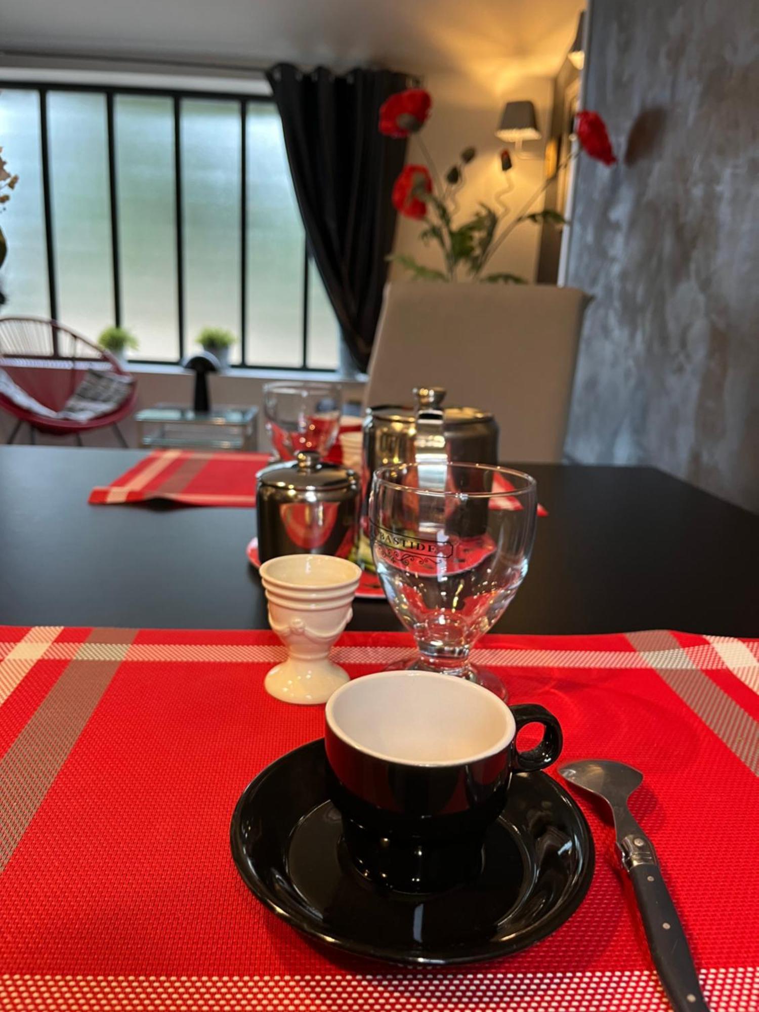 L'Amanderaie Piscine Privee A Cote De Lourmarin Luberon Apartment Cadenet Ngoại thất bức ảnh